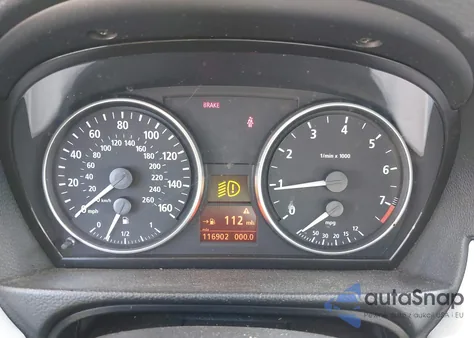 2006 BMW 325I z USA, uszkodzony, nr VIN WBAVB13556KR58090